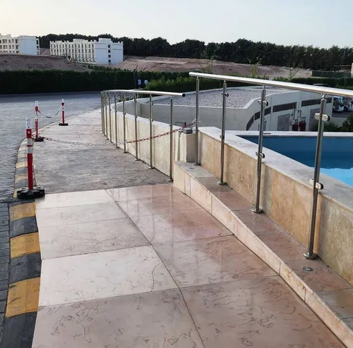 После гибели четырехлетнего мальчика вокруг бассейна установили ограждения После гибели четырехлетнего мальчика вокруг бассейна установили ограждения