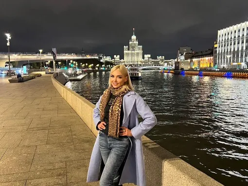 Ольга живет в Москве, но имеет недвижимость в Петербурге Ольга живет в Москве, но имеет недвижимость в Петербурге