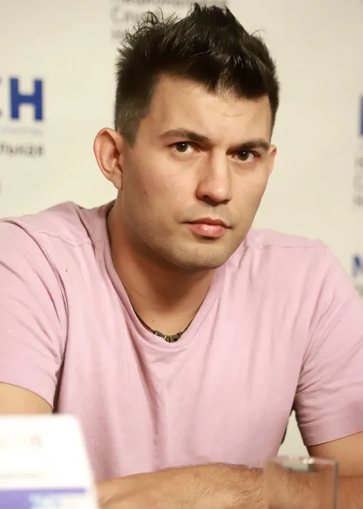 Бари Алибасов-младший рассказал о конфликте с женой Бари Алибасов-младший рассказал о конфликте с женой