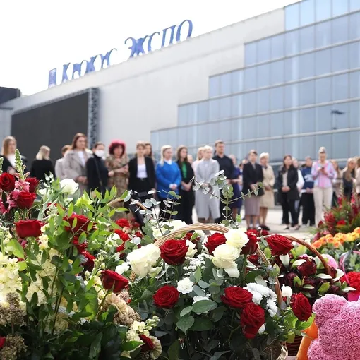 Теракт унес жизни 149 человек Теракт унес жизни 149 человек