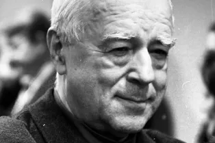 Умер в больнице бывший главред журнала «Огонек», писатель и поэт Виталий Коротич Умер в больнице бывший главред журнала «Огонек», писатель и поэт Виталий Коротич