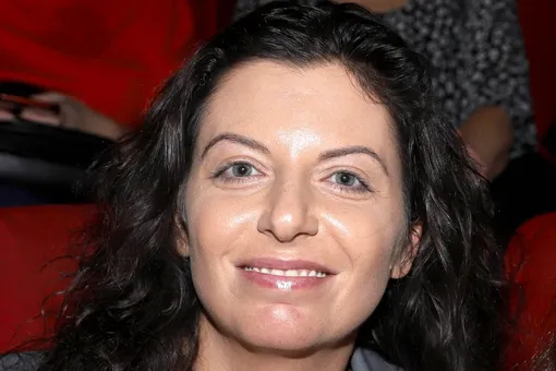 «Зажила отрезанная грудь»: онкобольная Маргарита Симоньян призналась, что прошла первый курс химиотерапии «Зажила отрезанная грудь»: онкобольная Маргарита Симоньян призналась, что прошла первый курс химиотерапии