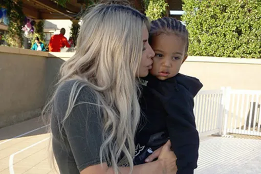 Ким и Кортни Кардашьян устроили детям совместный день рождения Ким и Кортни Кардашьян устроили детям совместный день рождения