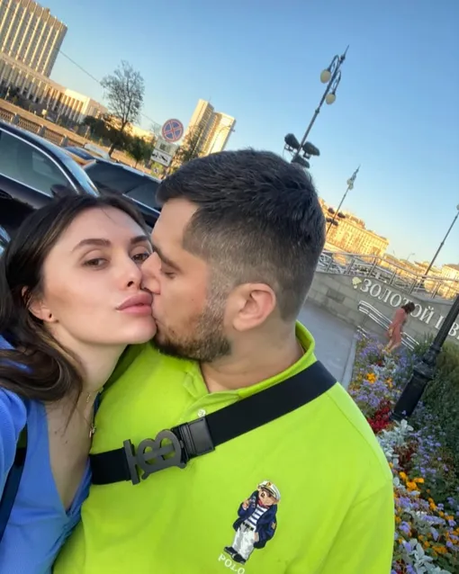 Главной женщиной в жизни Паши Техника долгие годы была Ева Карицкая Главной женщиной в жизни Паши Техника долгие годы была Ева Карицкая
