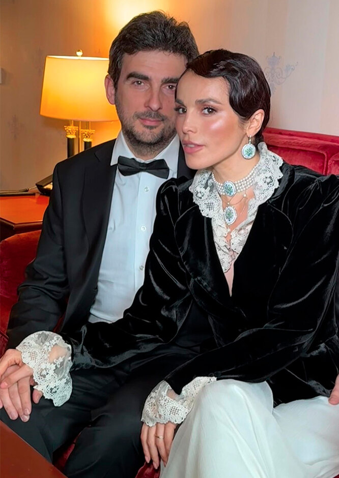 Сати Казановадан алынған минет