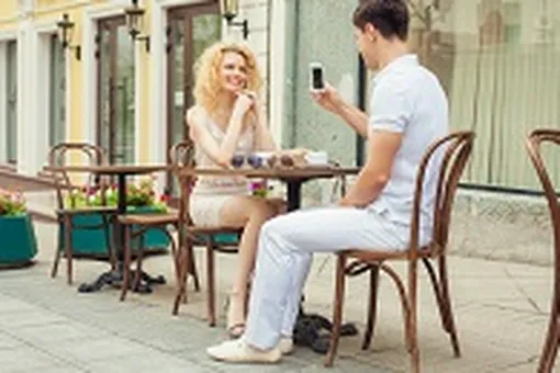 Бренд Obuv.com представляет selfie-зеркала Бренд Obuv.com представляет selfie-зеркала