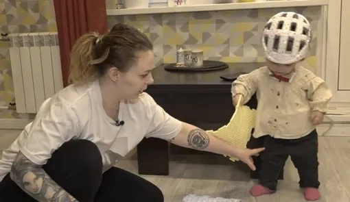 Евгения Огурцова с дочерью Евой Евгения Огурцова с дочерью Евой