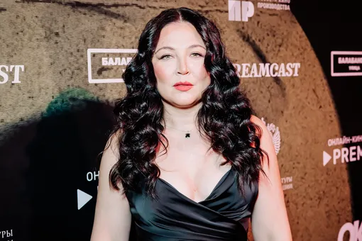 «Артисты приходят в кино не за деньгами»: Юлия Волкова едва сдержала слезы, получив награду «Артисты приходят в кино не за деньгами»: Юлия Волкова едва сдержала слезы, получив награду
