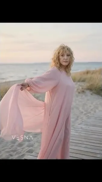 Нажми и смотри