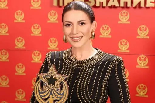 Жасмин получила премию «Признание» за поддержку циркового искусства Жасмин получила премию «Признание» за поддержку циркового искусства
