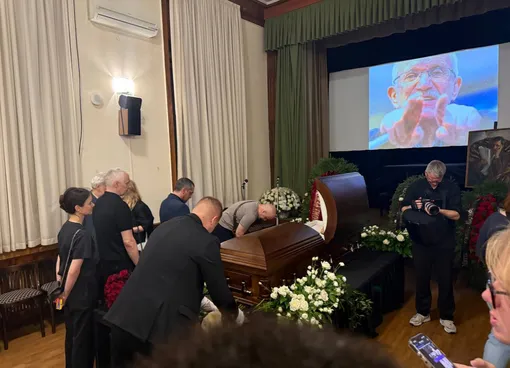 Церемония прощания с режиссером Александром Миттой Церемония прощания с режиссером Александром Миттой
