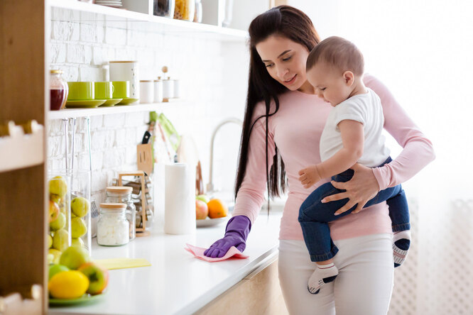 Clean kitchen surfaces