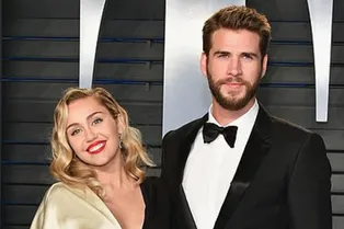 Майли Сайрус неожиданно потроллила бывшего мужа во время встречи с поклонниками Майли Сайрус неожиданно потроллила бывшего мужа во время встречи с поклонниками