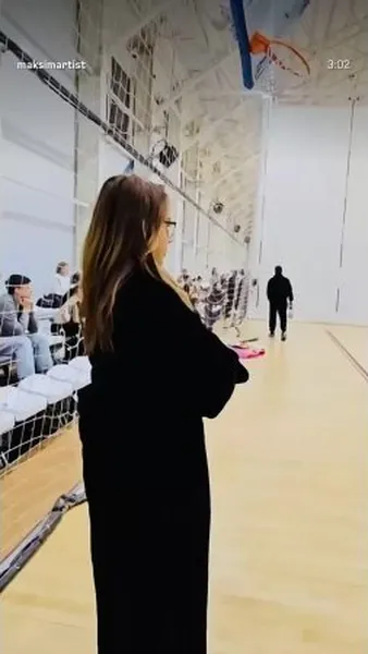 Нажми и смотри