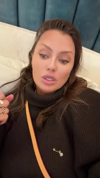 Нажми и смотри