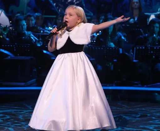 Мария Никулина в финале шоу «Голос. Дети»
