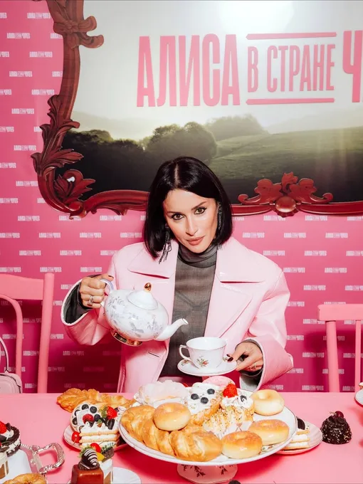 Продюсер фильма «Алиса в Стране чудес» Тина Канделаки Продюсер фильма «Алиса в Стране чудес» Тина Канделаки