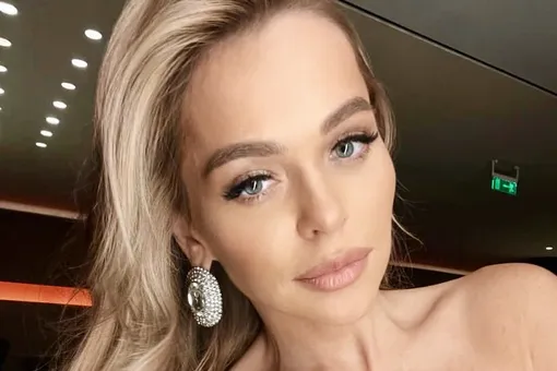 «Русская Ким Кардашьян»: похудевшая Анна Хилькевич в черном корсете произвела фурор на премии «Жара» «Русская Ким Кардашьян»: похудевшая Анна Хилькевич в черном корсете произвела фурор на премии «Жара»