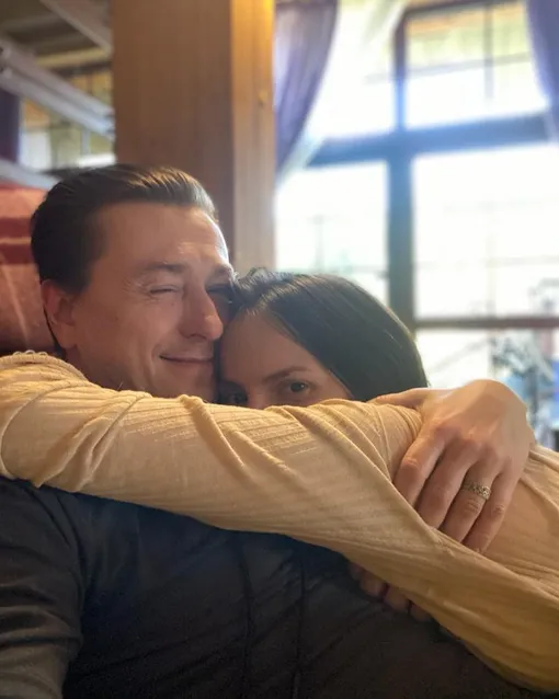 Второй женой Сергея Безрукова стала Анна Матисон. Она младше супруга на 10 лет.