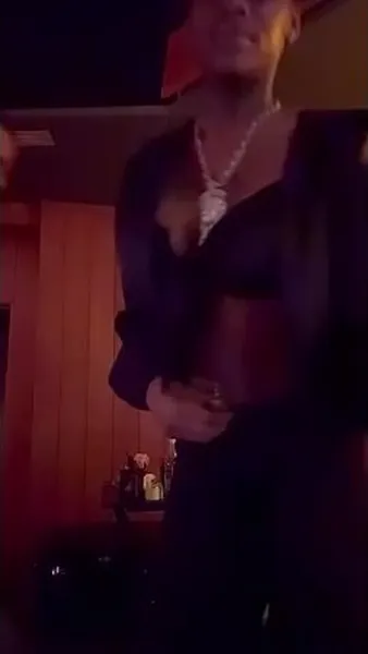 Нажми и смотри