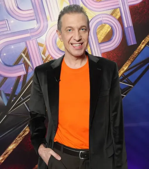 Сергей Соседов в последнем для себя сезоне шоу «ВИА Суперстар!» Сергей Соседов в последнем для себя сезоне шоу «ВИА Суперстар!»