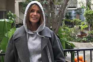 Поклонники обсуждают третью беременность Глюкозы и ее прибавку в весе Поклонники обсуждают третью беременность Глюкозы и ее прибавку в весе