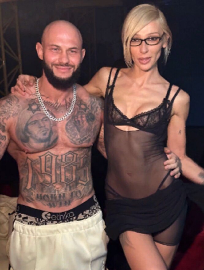 Джиган показал фото с Настей в своем блоге