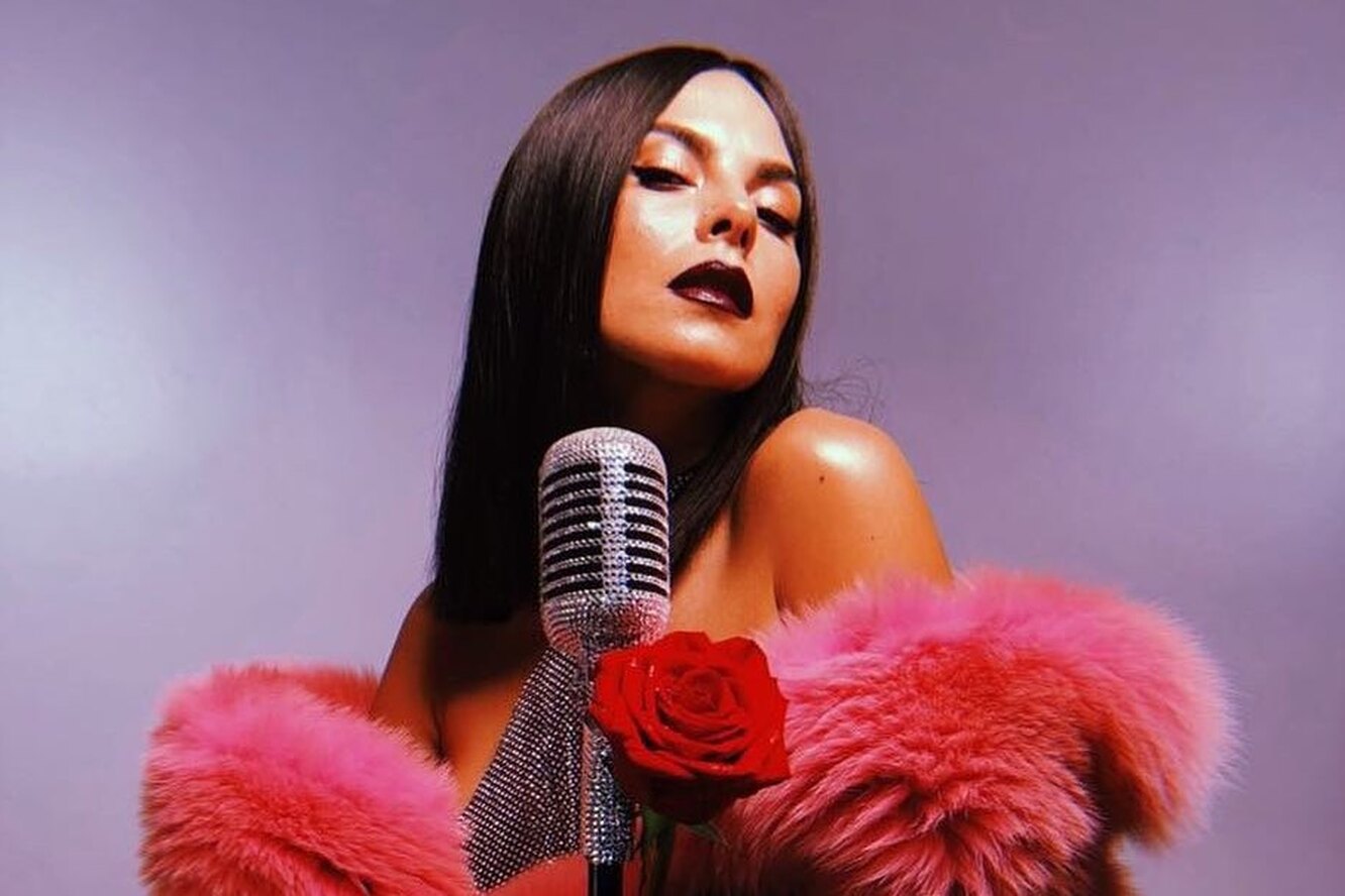 Nk тримай 2018. Nk тримай. Каменская тримай. Настя каменских тримай. Nk тримай 2018.