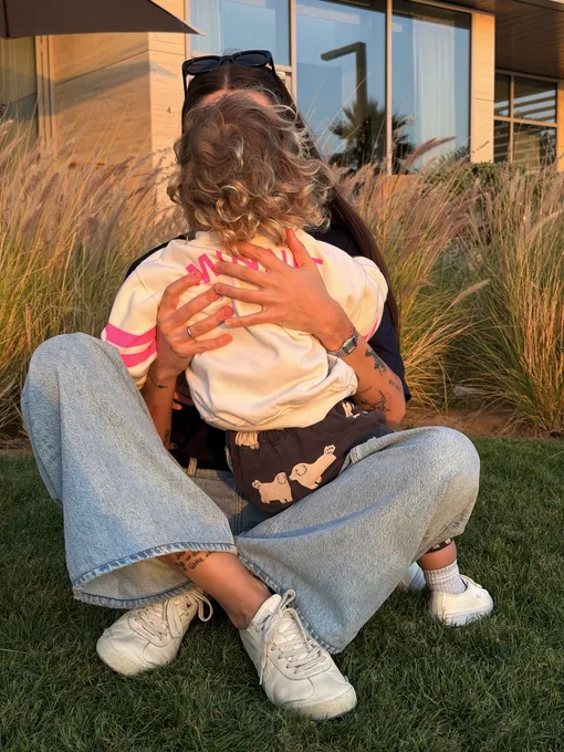 Карина Истомина с дочерью Карина Истомина с дочерью