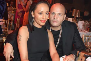 Мелани Браун уходит от мужа Мелани Браун уходит от мужа