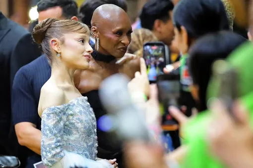 Ариана Гранде и Синтия Эриво на премьере фильма «Злая: навсегда»