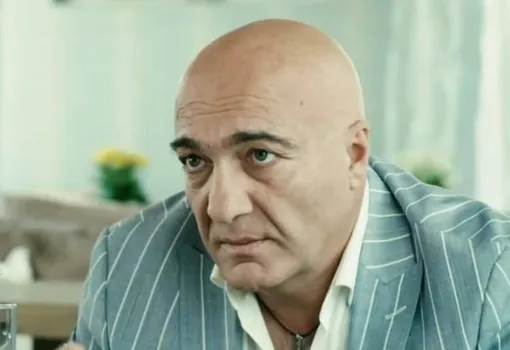 Арташес Алексанян в фильме «Близкие»