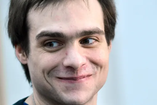 Удалили часть костей таза: выпавшему из окна сыну Михаила Ефремова провели пять операций Удалили часть костей таза: выпавшему из окна сыну Михаила Ефремова провели пять операций