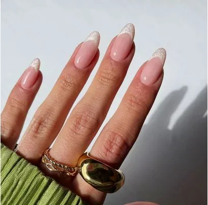 Если бы Русалочка делала французский маникюр, то именно такой Если бы Русалочка делала французский маникюр, то именно такой