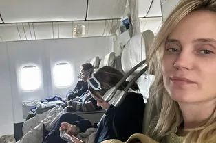 «В аэропорту потолкались»: Наталья Ионова с мужем и дочерьми смогли улететь из обстреливаемого Израиля в Москву «В аэропорту потолкались»: Наталья Ионова с мужем и дочерьми смогли улететь из обстреливаемого Израиля в Москву