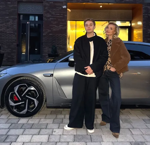 Полина Гагарина с сыном