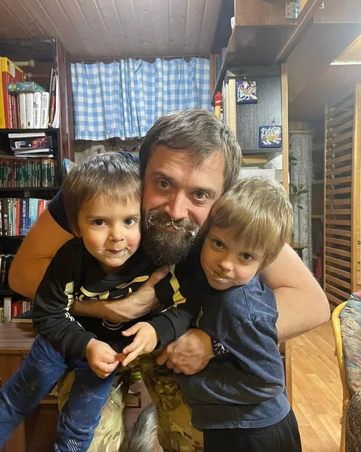 Александр Ильин-младший с сыновьями Александр Ильин-младший с сыновьями