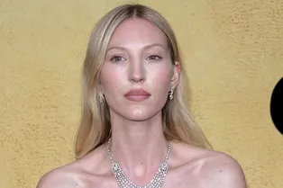 Топ-модель Элла Ричардс беременна: внучка лидера группы Rolling Stones ждет первенца от аристократа