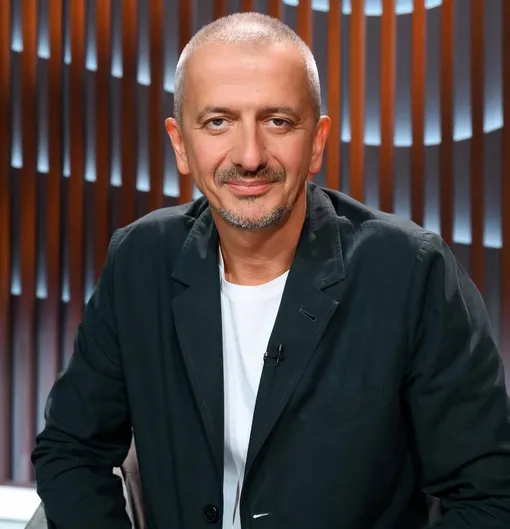 Константин Богомолов попросил освободить его от обязанностей и. о. ректора Школы-студии МХАТ