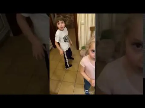 Нажми и смотри