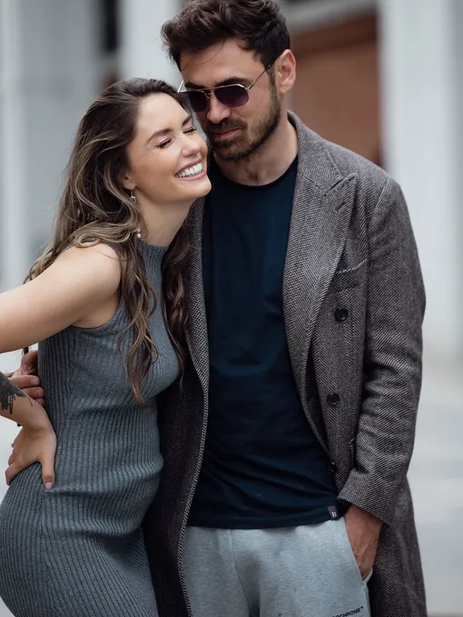 Агата Муцениеце вышла замуж за Петра Дрангу и родила от него дочь