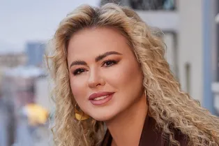 «Я принимала "Оземпик", но он ушел с рынка»: Анна Семенович заявила, что ей прописали опасный препарат «Я принимала "Оземпик", но он ушел с рынка»: Анна Семенович заявила, что ей прописали опасный препарат