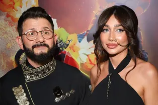 Влюбленные на красной дорожке: Михаил Галустян впервые вышел в свет с визажисткой Лилией Киосе