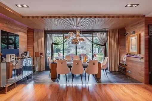 Дмитрий Дибров гордился семейной виллой в Подмосковье