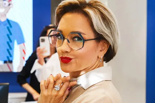 «У всего есть конец»: Татьяна Буланова закрыла питерский ресторан, подаренный молодым мужем «У всего есть конец»: Татьяна Буланова закрыла питерский ресторан, подаренный молодым мужем