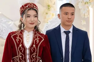 «Я не предатель»: вдовец медика Улданы Мырзуан объяснил, почему женился через восемь месяцев после ее гибели «Я не предатель»: вдовец медика Улданы Мырзуан объяснил, почему женился через восемь месяцев после ее гибели