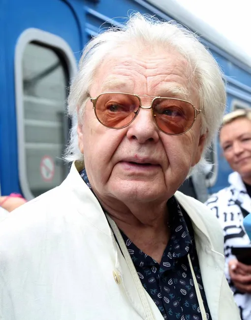Юрий Антонов отреагировал на слова эмигранта Юрий Антонов отреагировал на слова эмигранта