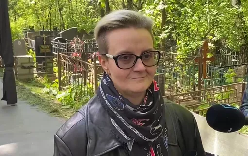 Внучка Нины Гребешковой и Леонида Гайдая поделилась эмоциями после похорон бабушки Внучка Нины Гребешковой и Леонида Гайдая поделилась эмоциями после похорон бабушки