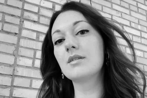 «Погибшую обнаружила мать»: поэтесса Инна Теплова ушла из жизни в возрасте 37 лет «Погибшую обнаружила мать»: поэтесса Инна Теплова ушла из жизни в возрасте 37 лет