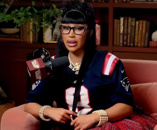 Карди Би рассказала о сложном восстановлении после пластики Карди Би рассказала о сложном восстановлении после пластики